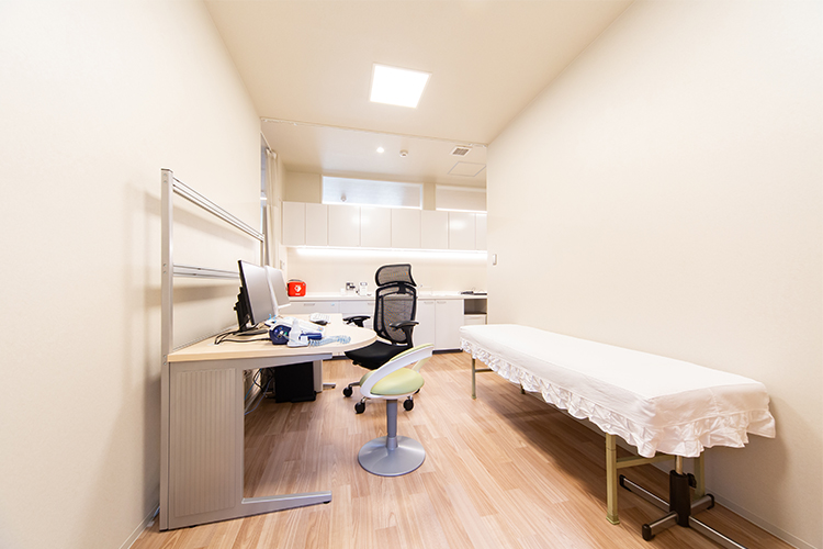 診察室2